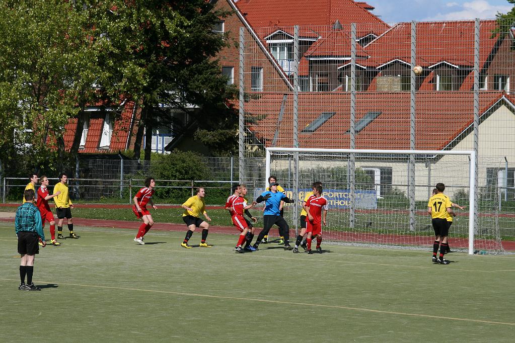 Hhafen-Sereetz 3-0 030.jpg - Nächste Ecke.